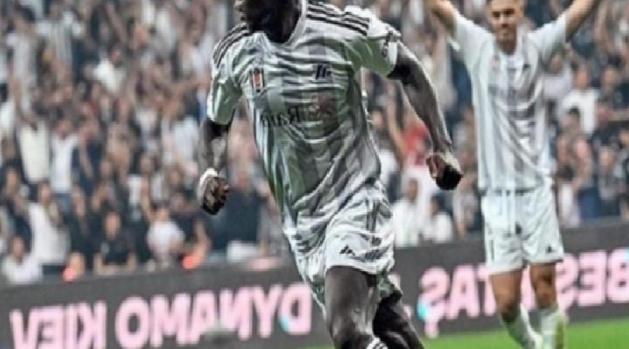 aboubakar-besiktasta-planlari-degistirdi-hPtPp1WO.jpg