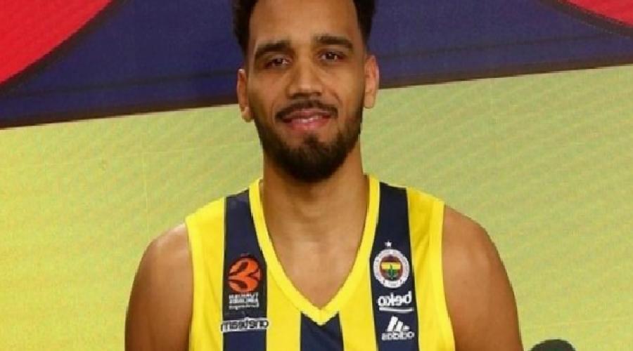 amine-noua-fenerbahce-icin-elimden-geleni-yapacagim-nQ5eq61p.jpg