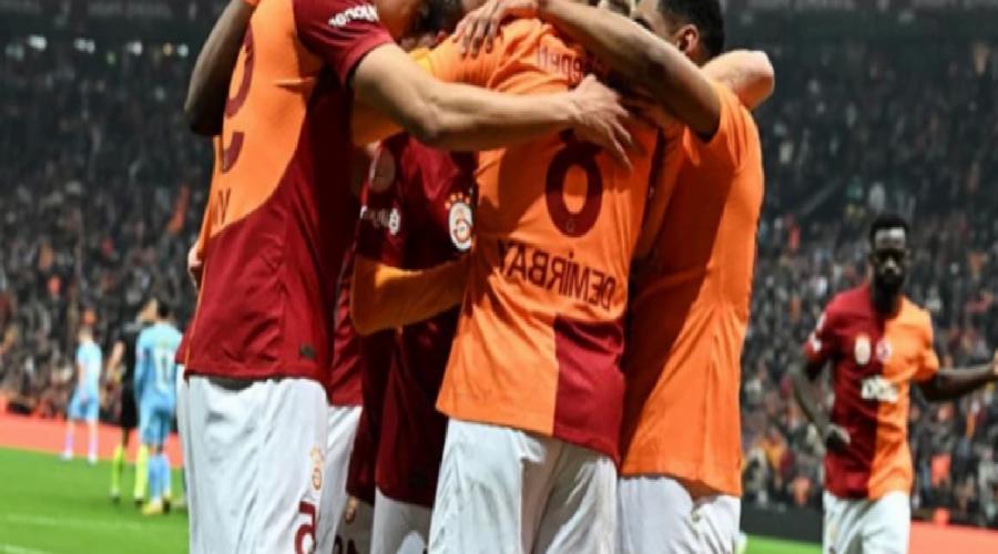 aslan-alaninda-kukredi-galatasaray-antalyasporu-2-1-yendi-S9sXN9pk.jpg