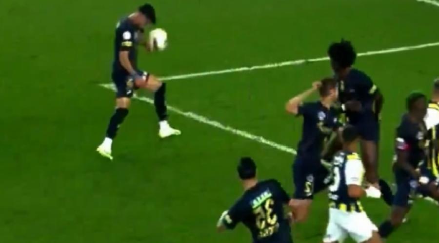 fenerbahce-var-incelemesi-sonrasi-penalti-kazandi-Ffg5CkpO.jpg