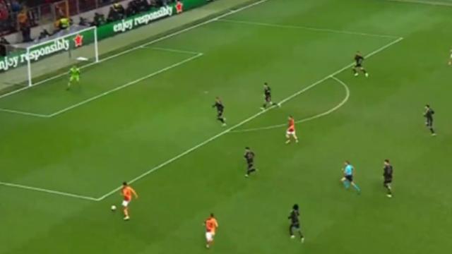 Herkes ağzı açık izledi! Kerem Demirbay'dan şahane gol