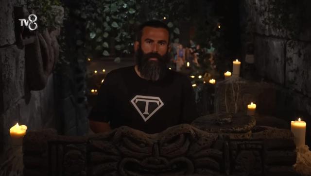 Survivor All Star'da beklenmedik ayrılık! Eski şampiyon Turabi, yarışmadan çekildi