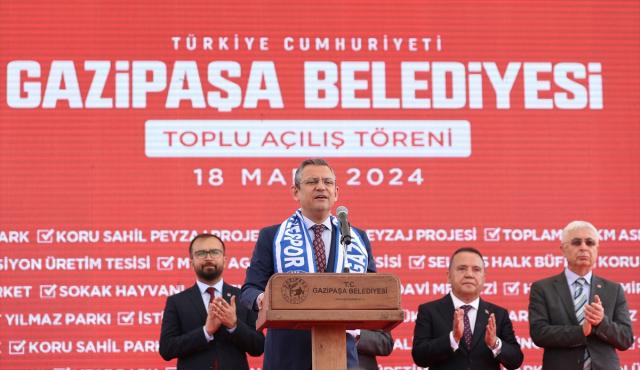 CHP lideri Özgür Özel'in 'Erdoğan'a oy var mı?' sorusuna yine aynı yanıt geldi