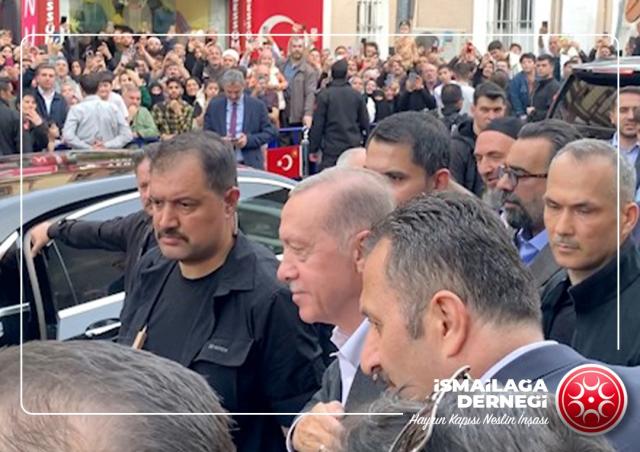 Cumhurbaşkanı Erdoğan ve Murat Kurum, İsmailağa Cemaati lideri Hasan Kılıç'ı ziyaret etti