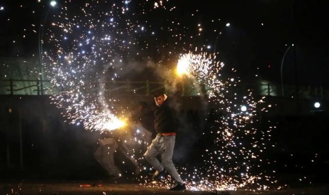 İran'da 'Çarşamba Suri' kutlamalarında 14 kişi hayatını kaybetti