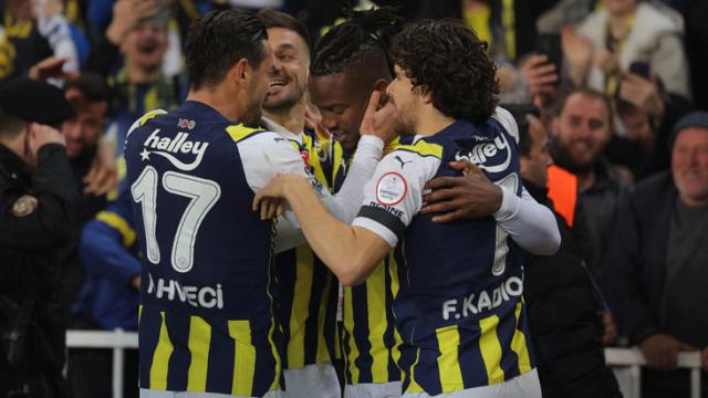 Kanarya hata yapmadı! Fenerbahçe, Pendikspor'u sahasında 4-1 yendi