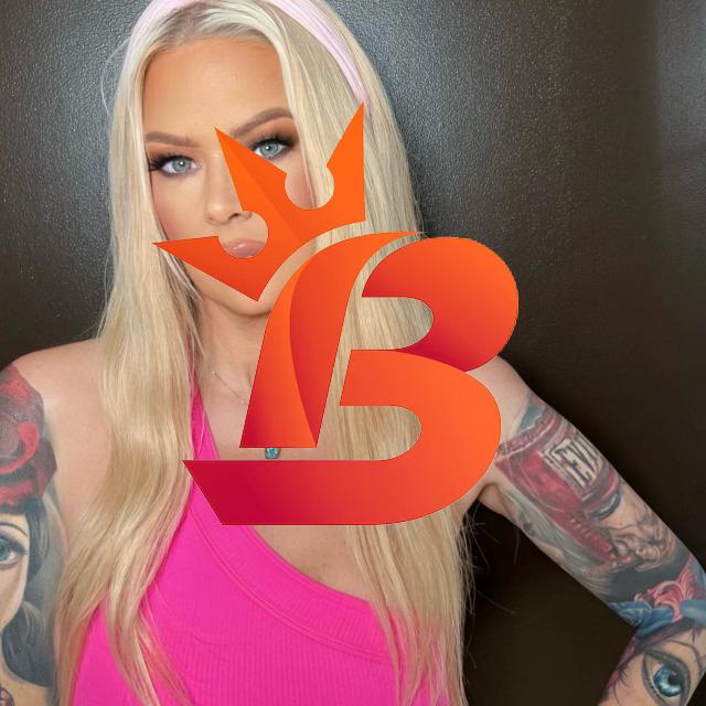 Nadir görülen rahatsızlıkla mücadele eden yetişkin film yıldızı Jenna Jameson, aldığı kilolarla dikkat çekti