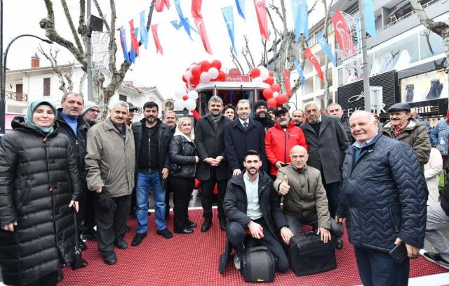 Pendik Belediyesi, güneş enerjisiyle çalışan nostaljik tramvayı hizmete sundu