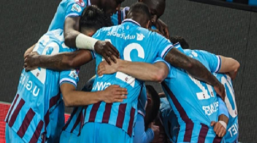 trabzonspor-sampiyon-oldugu-donemi-tekrar-etmek-istiyor-OHNMM9ap.jpg