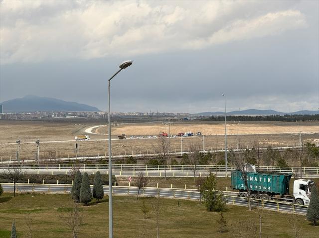 Konya'da Türk Yıldızları'na ait askeri eğitim uçağı düştü! Ekipler olay yerine sevk edildi