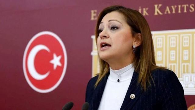 Ümit Özdağ 'Bize gel' dedi, Burcu Köksal'dan yanıt gecikmedi