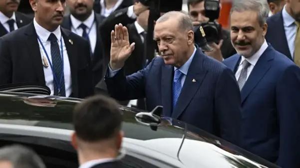 Erdoğan teğmenlerin 'Kılıçlı Yemin Töreni' ile ilgili konuştu: Burası kendini bilmezlerin at oynattığı bir meydan değil