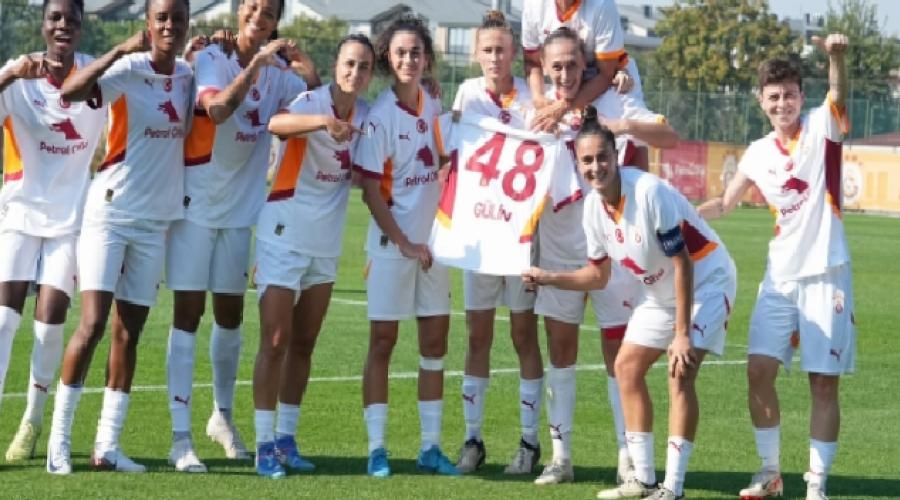 galatasaray-bornovayi-eli-bos-gonderdi-Aq9QuFzi.jpg