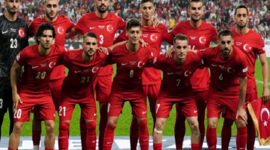 a-ulusal-futbol-takimi-uluslar-ligi-dorduncu-macinda-izlanda-karsisinda-565M39Fn.jpg