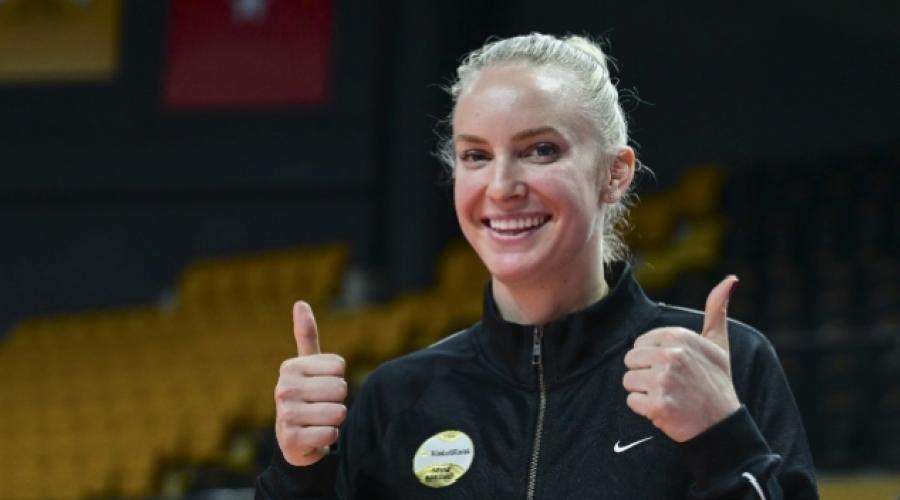 ali-frantti-vakifbankta-daima-en-duzgununu-yapmalisiniz-hB3qFlfn.jpg