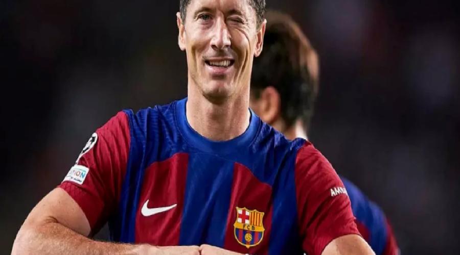 barcelonanin-robert-lewandowski-transferinde-dolandirildigi-ortaya-cikti-DXwqbdwU.jpg