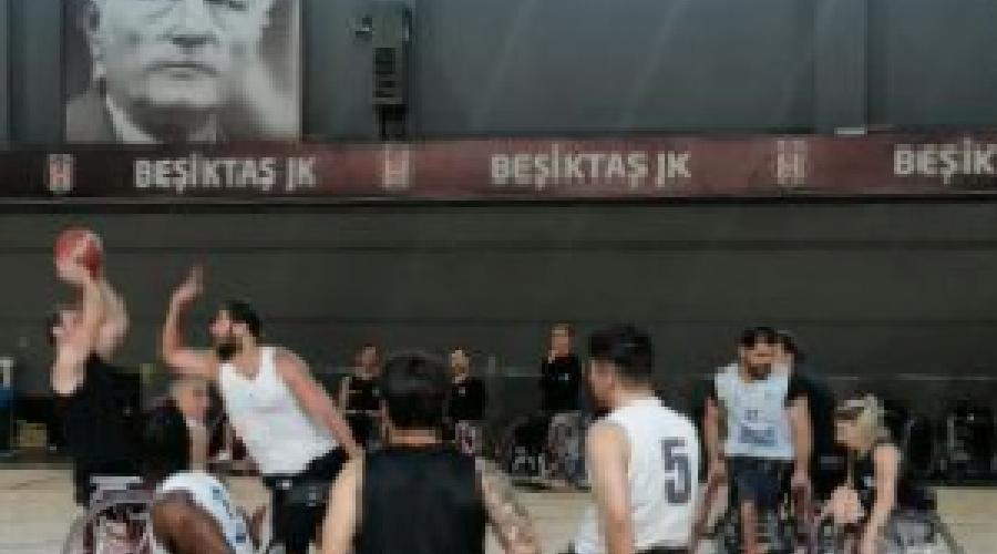 besiktas-tupras65-bagcilar-engelliler-sk50-hazirlik-maci-YQhDQCEi.jpg