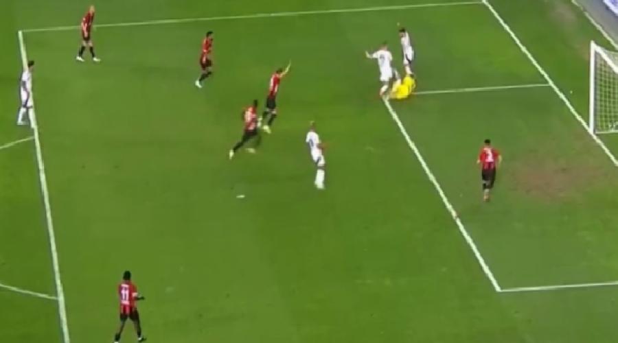 besiktas-var-ihtariyla-penalti-kazandi-i3J8IJgw.jpg