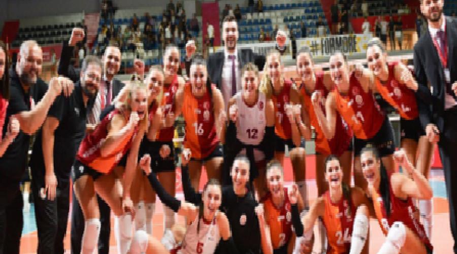 doneme-galibiyetle-basladik-galatasaray-daikin-3-0-vakifbank-zewlRcmZ.jpg