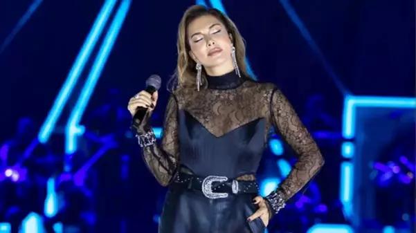 Ebru Yaşar'dan 75.000 kişiye unutulmaz konser