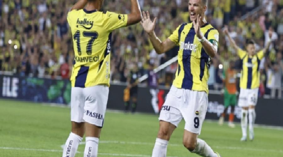 fenerbahce-ulusal-ortadan-duzgun-donuyor-WTVbeS3I.jpg