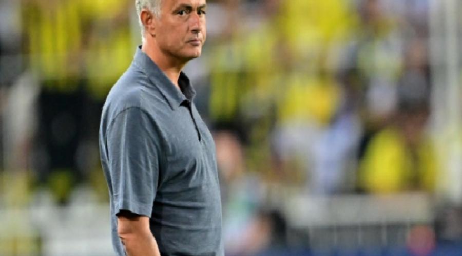 fenerbahcede-jose-mourinho-sistemi-yuklenemedi-eDmriQr5.jpg