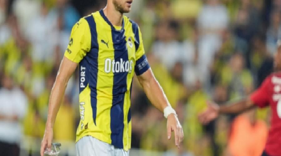 fenerbahcenin-yildizi-edin-dzeko-icin-yas-yalnizca-bir-sayi-ZSTFVt7V.jpg