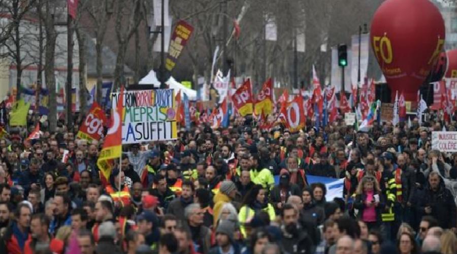 fransizlar-tartismali-emeklilik-islahatini-protesto-etti-3LlY5EyW.jpg