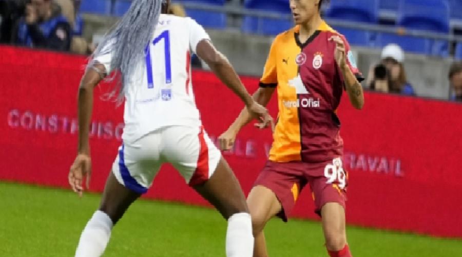 galatasaray-devler-ligine-yenilgiyle-basladi-DpW4Jled.jpg