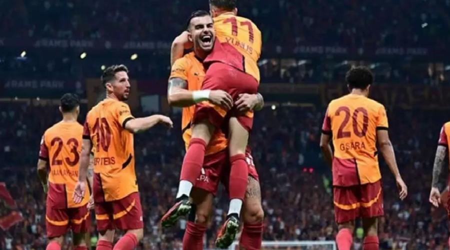 galatasaray-konuk-ettigi-alanyasporu-1-0-maglup-etti-GxsdELp4.jpg