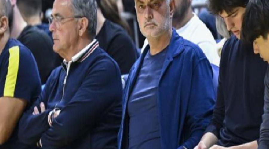 mourinhodan-fenerbahce-bekoya-yakin-takip-uL7SqN6V.jpg