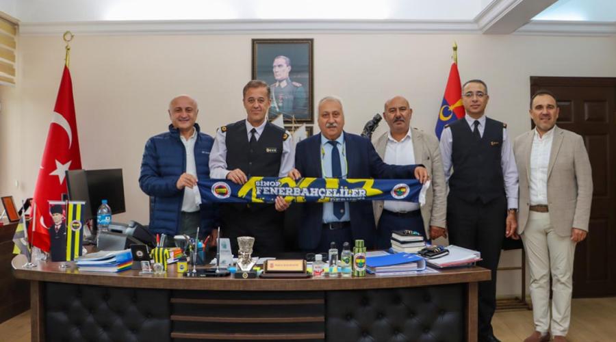 sinop-fenerbahceliler-dernegimizden-vilayet-jandarma-kumandanina-ziyaret-CIffIGrO.jpg