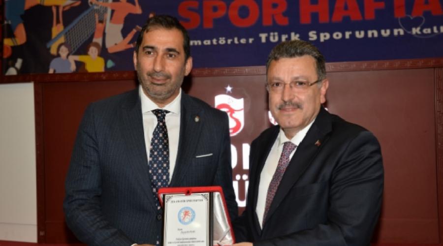 trabzonspor-kulubu-asbaskani-en-guzel-spor-adami-secildi-cmEgVeyf.jpg