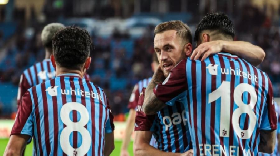 trabzonspor-son-11-donemdeki-en-az-gol-yedigi-devri-yasiyor-quuERmYz.jpg