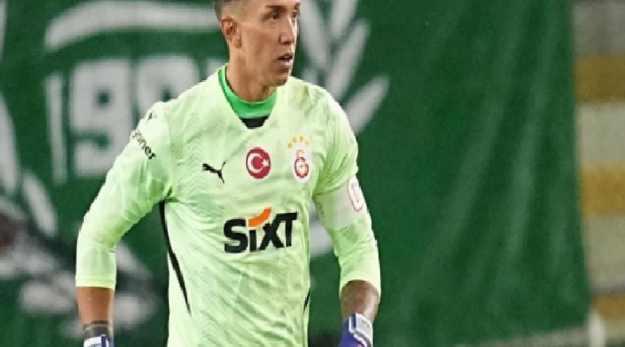 tugay-kerimoglu-muslera-galatasaraydan-ayrilabilir-R9tQObVC.jpg