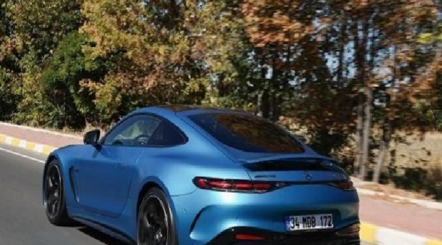 yeni-mercedes-amg-gt-63-4matic-22-milyon-tlden-yollarda-9fHvKu1B.jpg